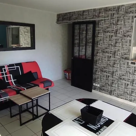 Le Vip Cabourg,200m De La Et De La Promenade Marcel Proust,600m Du Centre, Agreable F2 En Rez De Jardin Apartment *