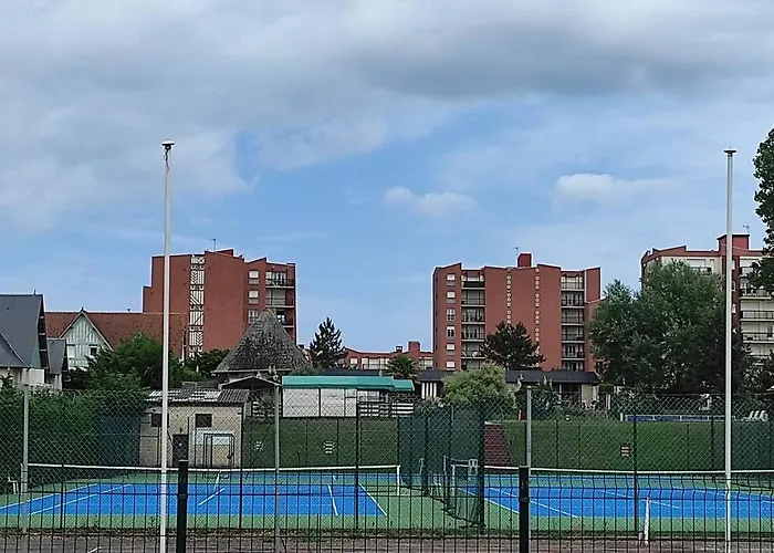 Le Vip Cabourg: Seaside Garden Retreat Near Proust Promenade Cabourg