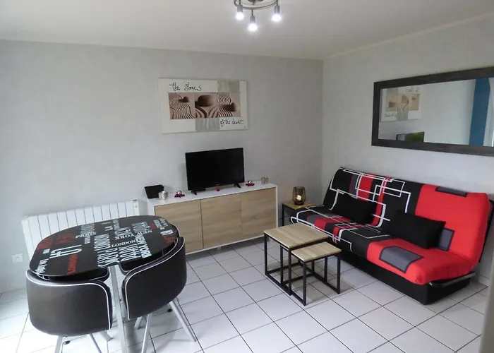 Le Vip Cabourg: Seaside Garden Retreat Near Proust Promenade * Cabourg